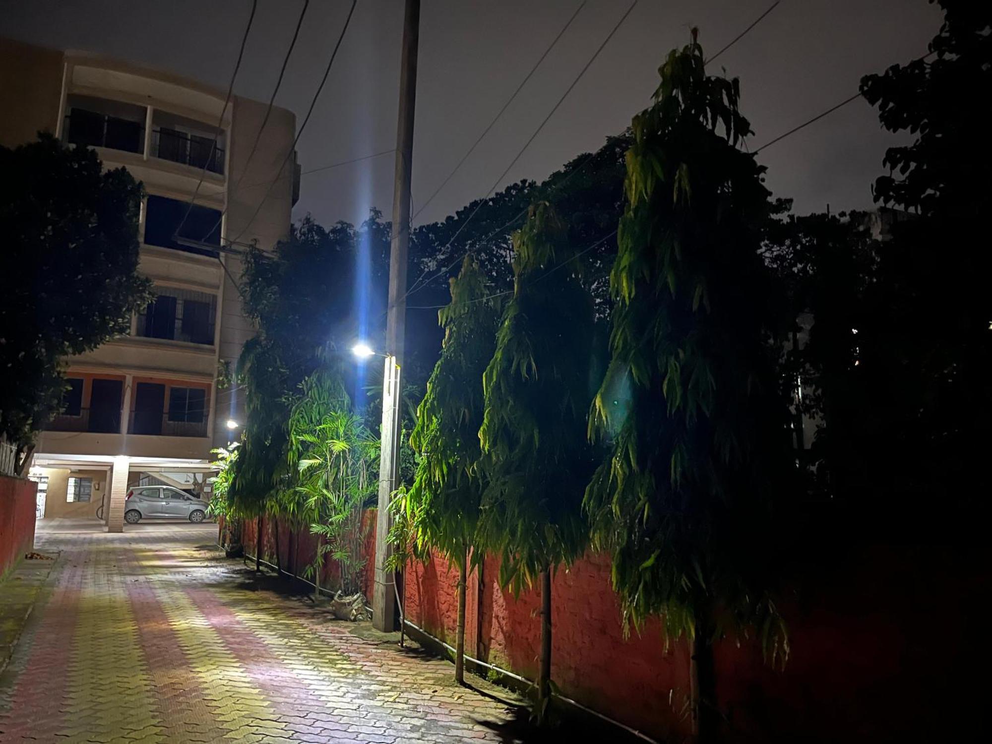Treebo Urban Oasis Inn Guwahati Exterior photo